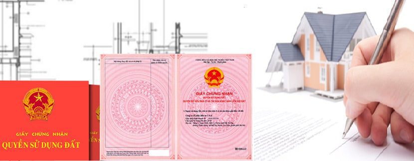 Cầm sổ đỏ tại nhà Hà Nội