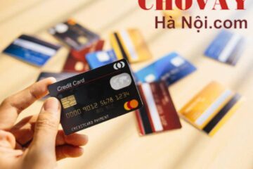 Lợi ích và bất lợi của thẻ ghi nợ tín dụng là gì?